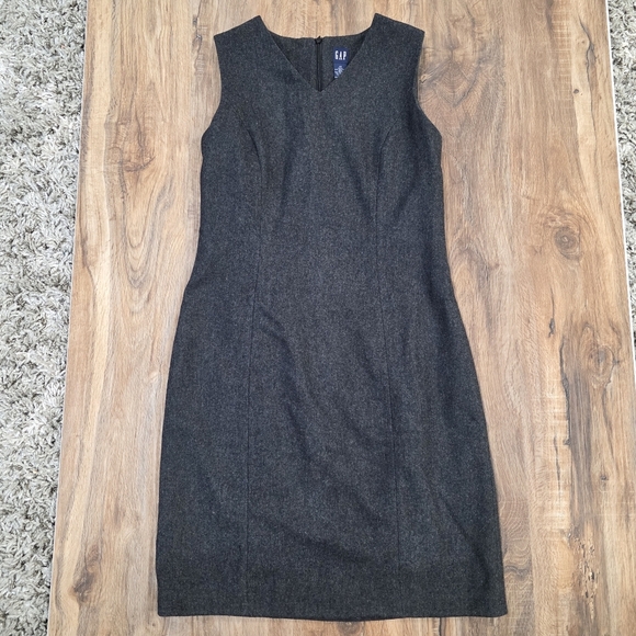 GAP Grey Wool Blend Sleeveless V-Neck Zipper Closure Midi Dress Size 10 - Picture 2 of 6